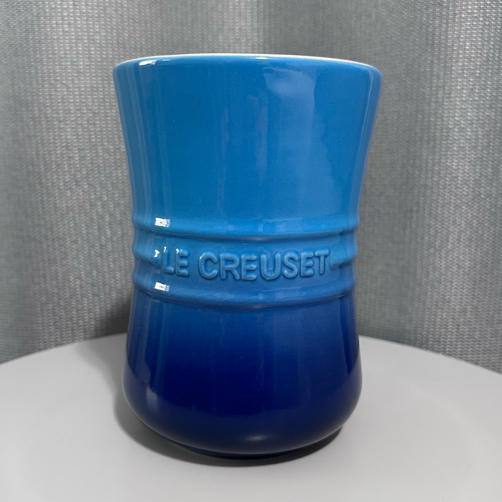 Le Creuset Utensil Crock NWT
